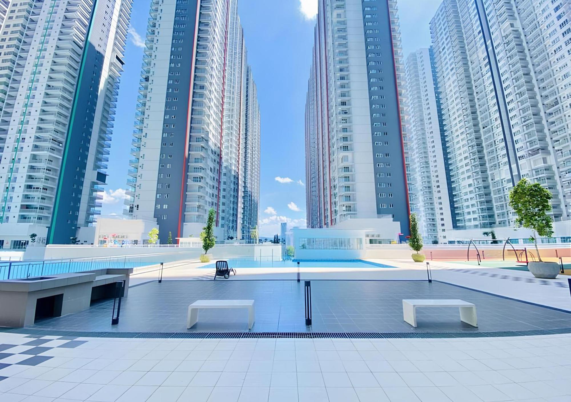 קואלה לומפור Razak City Centre Kl Skyview 45Th מראה חיצוני תמונה